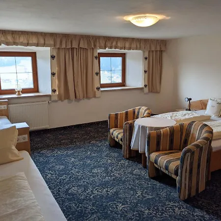 Jedlerhof Apartamento *