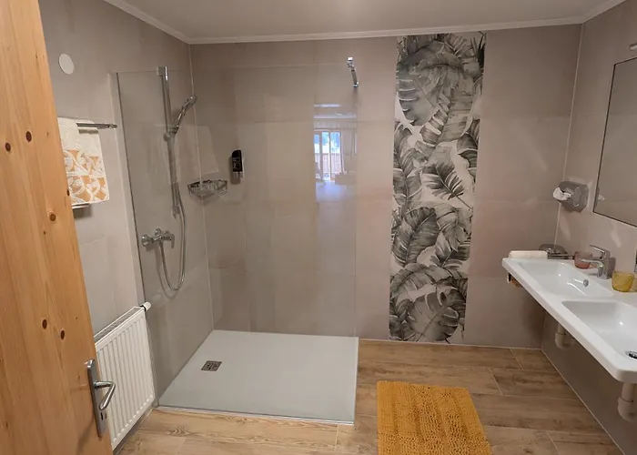 Jedlerhof * ניוסטיפט אים סטובאיטל