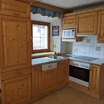 Jedlerhof * ניוסטיפט אים סטובאיטל